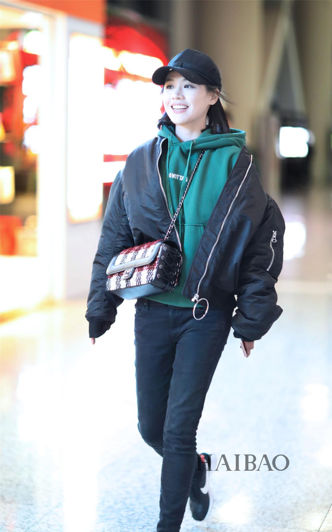 李易峰唐嫣最新动态，星光下的温馨日常揭秘