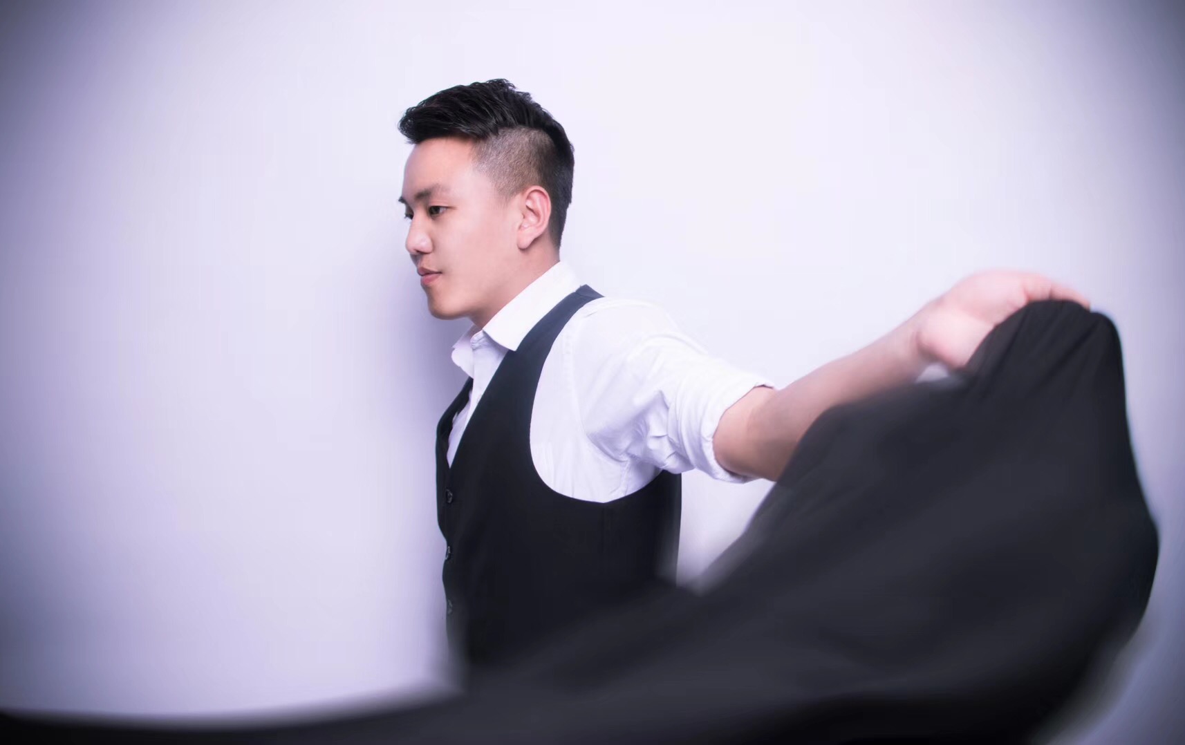 房客陈阳最新动态及背景事件回顾分析