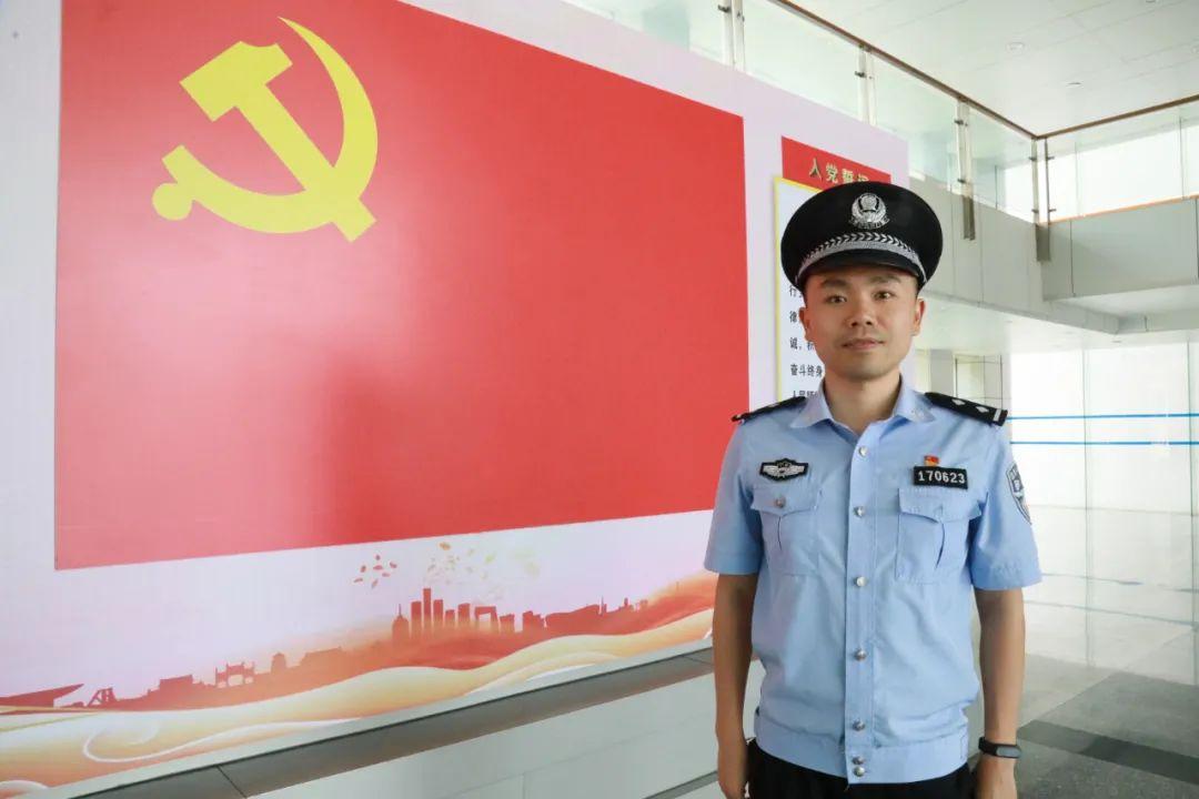 党徽图片，小巷深处的独特风情与隐藏的特色小店探索