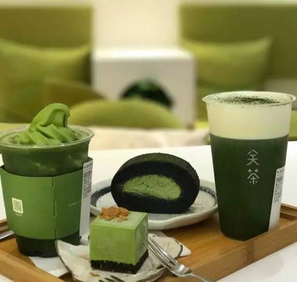 抹茶最新制作指南，如何制作美味抹茶饮料的详细步骤详解